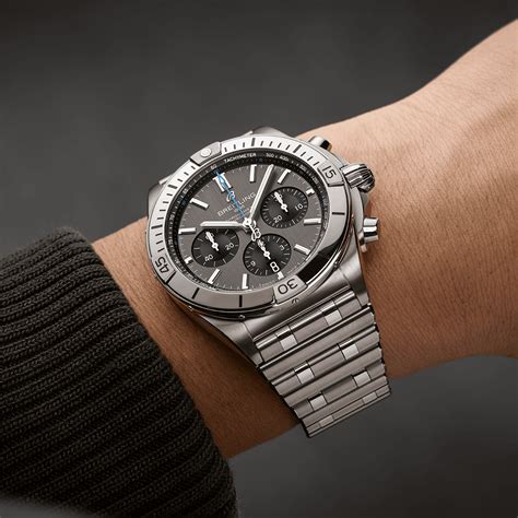 breitling damen titan automatik|breitling chronomat b01 42.